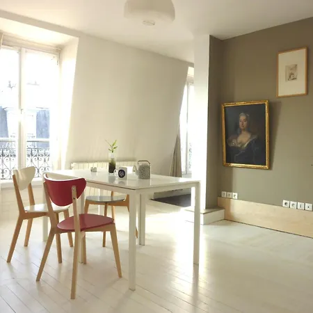 3 Business Rooftop View To Montmartre Apartment