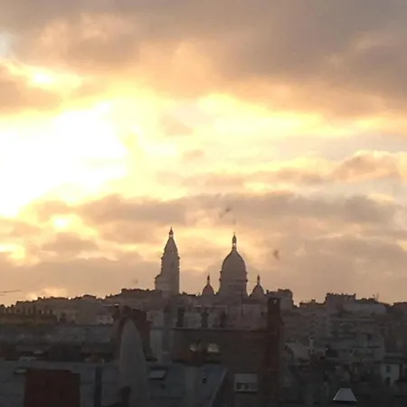 3 Business Rooftop View To Montmartre Apartment Paris
