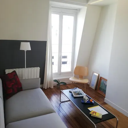 3 Business Rooftop View To Montmartre Paris